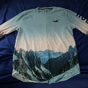 Hollister Mountain Longsleeve